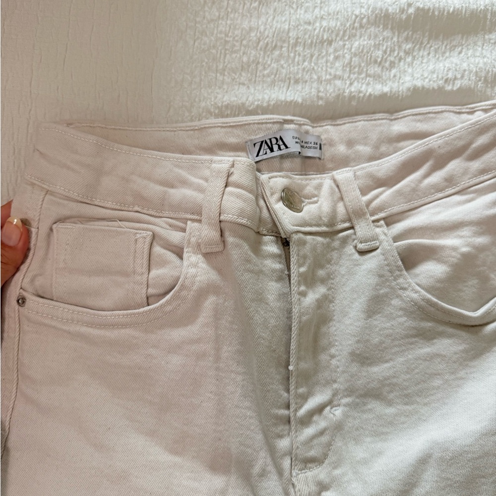 Zara Cream High Rise Jeans with Soft Denim